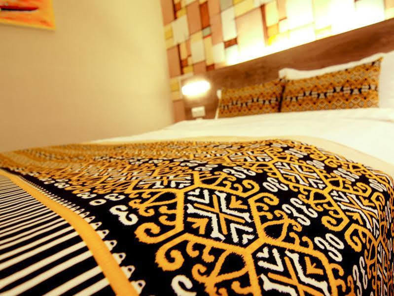 Ajang Hotel Miri Eksteriør billede